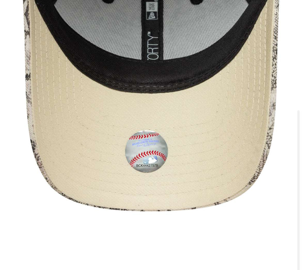 NY Yankees Snake 9Forty