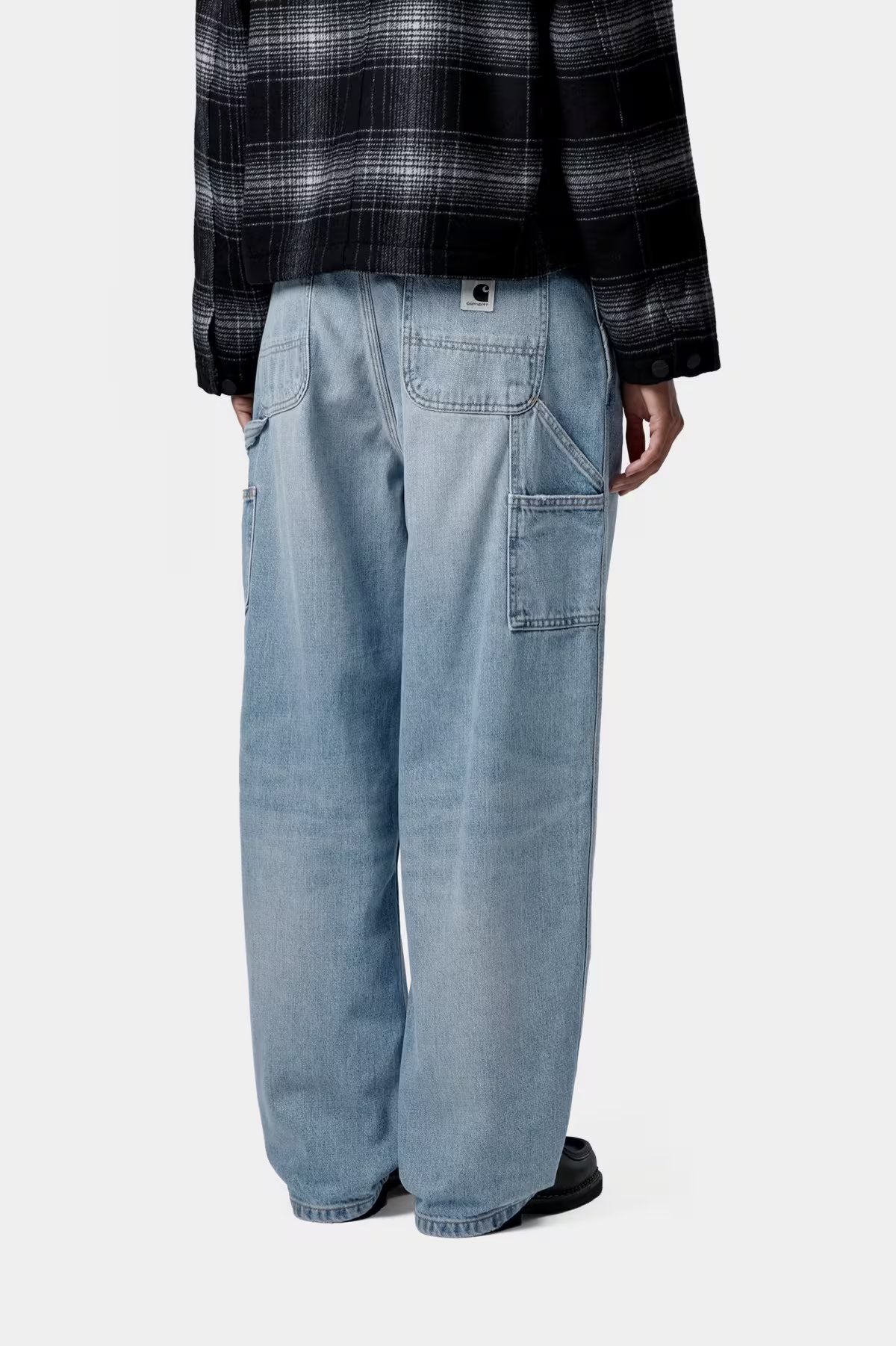 W Brandon Single Knee Pant